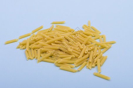 未烹煮的意大利面粉日食收藏面条黄色主食白色细绳贝壳饮食小麦硬粒图片