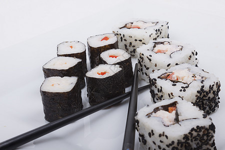 寿司筷子海藻鱼片美味盘子杂草黄瓜饮食零食海鲜图片