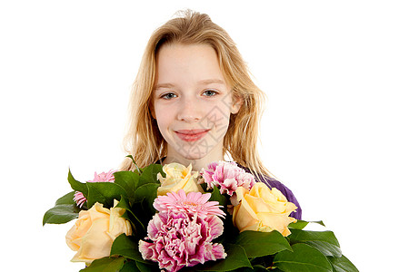 带花束的年轻女孩玫瑰礼物生日妈妈们冒充花朵孩子格柏金发女郎背景图片