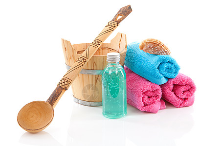 温泉或桑浴的附属物毛巾洗发水浴室洗澡肥皂桑拿贝壳补水木头瓶子图片