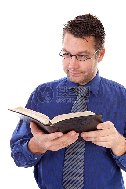 男书呆子在看书眼镜学习极客阅读男人笨蛋男性学校学生图片