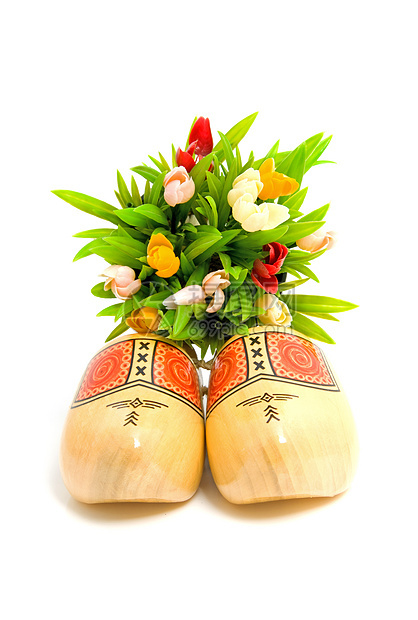 荷兰传统黄色木制鞋一对夫妇戏服郁金香纪念品农业木头衣服文化花朵鞋类木屐图片