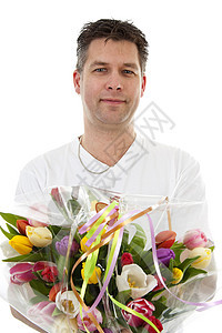 年轻人在送郁金香花妈妈们成人白色男人花束花朵图片