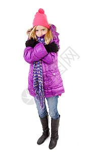 身着冬季服装的少女夹克围巾运动孩子粉色帽子金发女郎外套图片