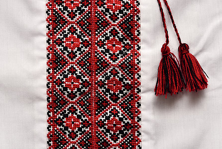 乌克兰民族传统手工艺衬衫 配有欧纳的乌克兰人图片