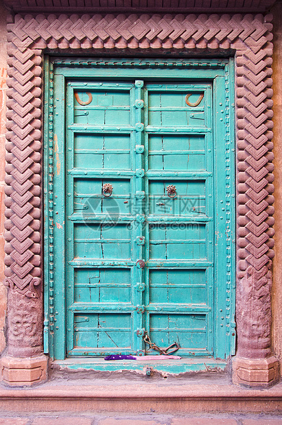印度Jodhpur的美丽和装饰性门图片
