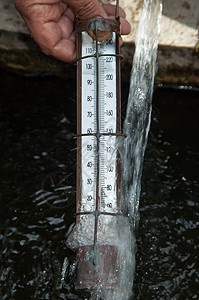 水温测量量工具热水玻璃温度温度计乐器白色仪表医疗药品图片