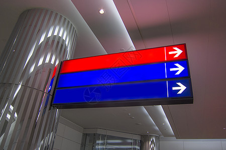 机场标志运输指示牌语言航班木板旅行飞机场图片