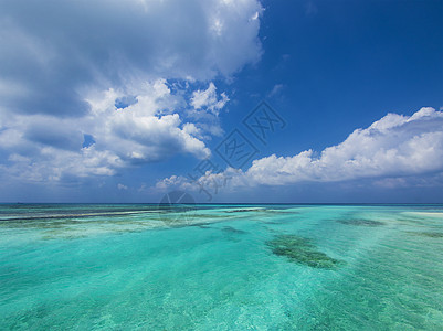 海洋和天空海浪天气蓝色地平线图片