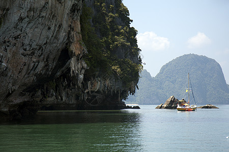 在泰国停泊的游艇图片