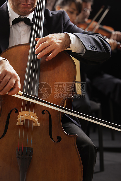 古典音乐 大提琴和小提琴交响乐音乐会乐器音乐音乐家团队演奏男人乐队图片
