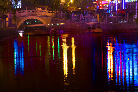 红胡海银洞大桥中国之夜与雷福图片