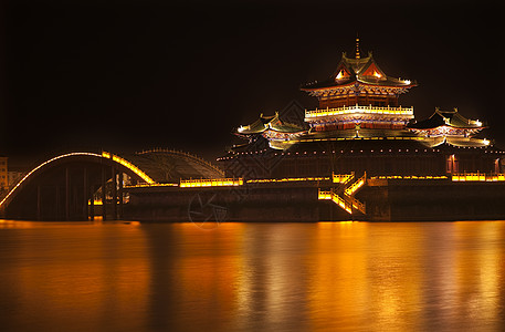 古老的圣殿夜反省大桥真明湖地标城市文化反射建筑物历史宝塔神社旅行建筑学图片