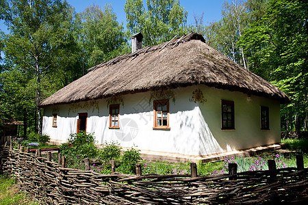 乌克兰传统的乌克兰小屋图片