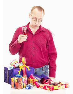 人包装一些彩色礼品礼物工作打包机公司进步盒子派对包装纸婚姻男人图片