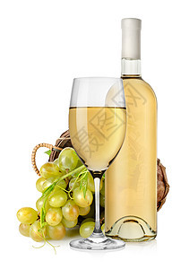 白酒瓶和篮子葡萄图片