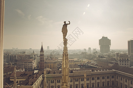 米兰市大教堂历史建造艺术城市纪念碑雕像建筑学全景风景图片