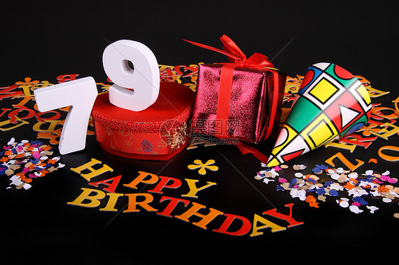生日快乐卡中年龄以数字表示惊喜幸福玫瑰纸屑礼物纪念日问候语纸板花束工作室图片