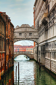 意大利威尼斯的叹息桥建筑学旅行监狱旅游地标航海缆车历史血管图片