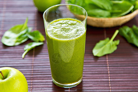 菠菜和苹果果汁绿色排毒营养奶昔食物饮料水果蔬菜芹菜图片