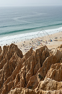 沙石悬崖黄色砂岩编队红色海岸风景海岸线侵蚀岩石图片