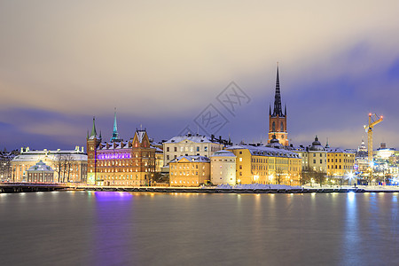 瑞典夜间的老城斯德哥尔摩市 12月10日图片