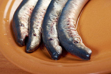 新鲜鱼灯季节食物笨蛋脊椎动物石鳗七眼产品美味盘子图片