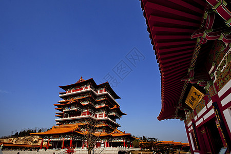 建筑结构架构植被寺庙历史游客宗教旅游蓝天树木绿色公园背景图片