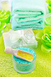海盐和肥皂疗法芳香奢华天蓝色化妆品身体喷壶产品淋浴擦洗图片
