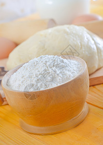 木碗的面粉小麦面包师粮食面条健康烹饪滚动糕点面团粉末图片