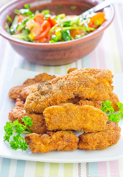 nuggets 组合块面包屑宏观小吃静物投标家禽食谱午餐大小食物图片