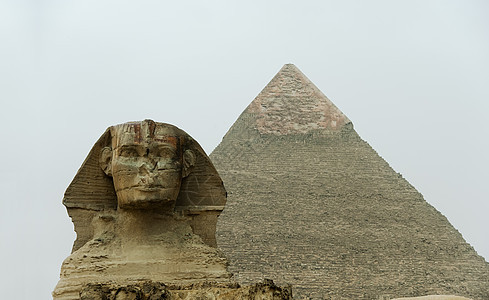 古老的废墟 埃及吉萨大斯芬克斯和金字塔背景图片