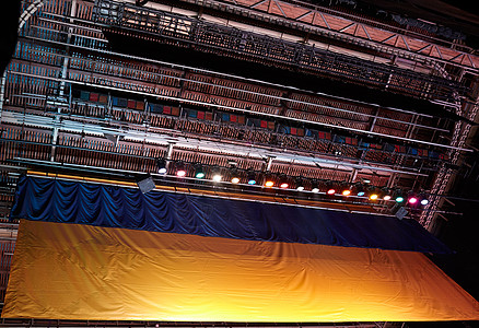 剧院的脚架建造建筑学木板低角度装饰品网格木材技术艺术图片