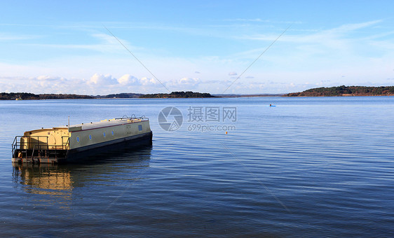 家居船海洋死水频道血管天空船屋文化旅行运输港口图片