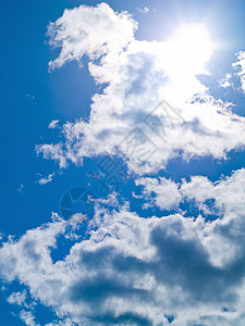 太阳和云预报靛青星星臭氧蓝色阳光晴天耀斑环境天蓝色图片