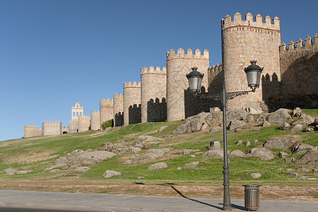 西班牙卡斯蒂利亚和里昂的阿维拉城墙图片