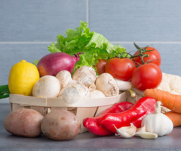 新鲜多彩蔬菜萝卜团体烹饪早餐胡椒柠檬健康小球土豆水果图片