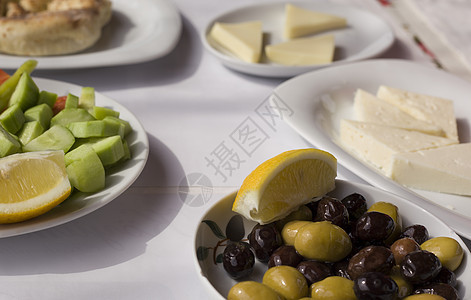 紧贴经典的土耳其式早餐食品餐盘桌子香料食物黄瓜餐厅美食营养盘子小吃图片