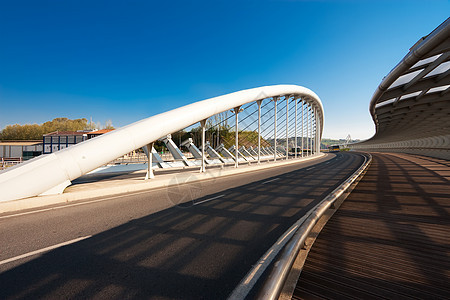 Kaiku 桥 Barakaldo Bizkaia 巴斯克地区 西班牙旅游城市建筑日落旅行照明金属图片