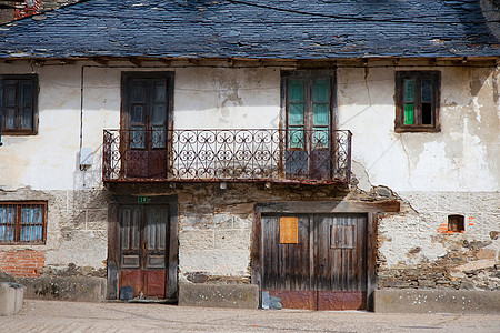 西班牙拉斯阿曼斯 里昂 卡斯蒂利亚和里昂的建筑图片
