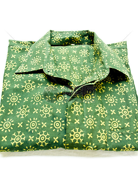 从日惹的白色背景中 被隔离的绿色蝙蝠衬衫艺术品线条棉布蜡染墙纸织物艺术纺织品漩涡图片