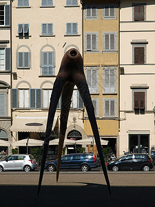 意大利托斯卡纳州佛罗伦萨皮蒂广场正方形艺术雕塑建筑学建筑物街道拱廊城市图片