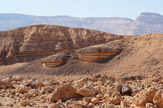 以色列内盖夫沙漠中小型克拉特图片