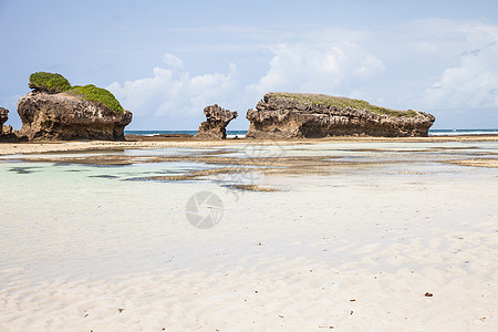 马林迪海滩波浪旅游蓝色异国太阳热带海岸天堂海景地平线图片