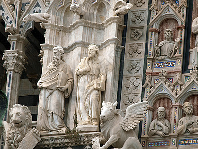 锡耶纳Duomo外墙建筑学宽慰教会窗户艺术大教堂圣母窗饰大理石首都图片
