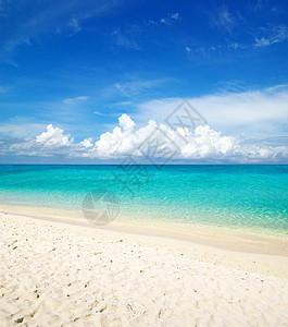 沙滩和热带海旅行海景天空阳光海洋天堂晴天海岸冲浪假期图片