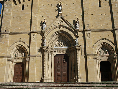 阿雷佐     圣多纳图斯哥特大教堂拱门楼梯建筑学门户网站宗教雕塑大教堂图片