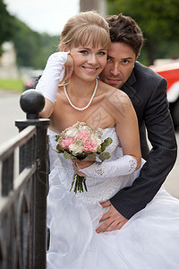 结婚日期丈夫乐趣白色夫妇阳光公园新婚幸福黑色家庭图片