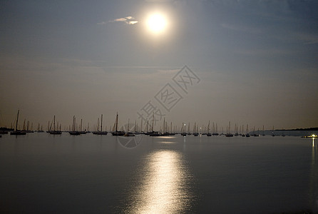 月光中马萨诸塞州帕德纳拉姆港达特茅斯旅行帆船海岸天空海岸线月亮风景秃鹰蓝色海洋图片