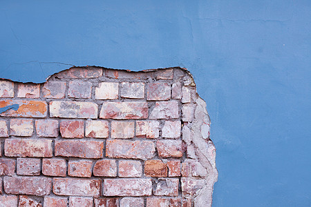 墙壁有破碎的钢板和砖瓦风格黏土装饰砖墙墙纸建筑学风化水泥石膏建筑图片